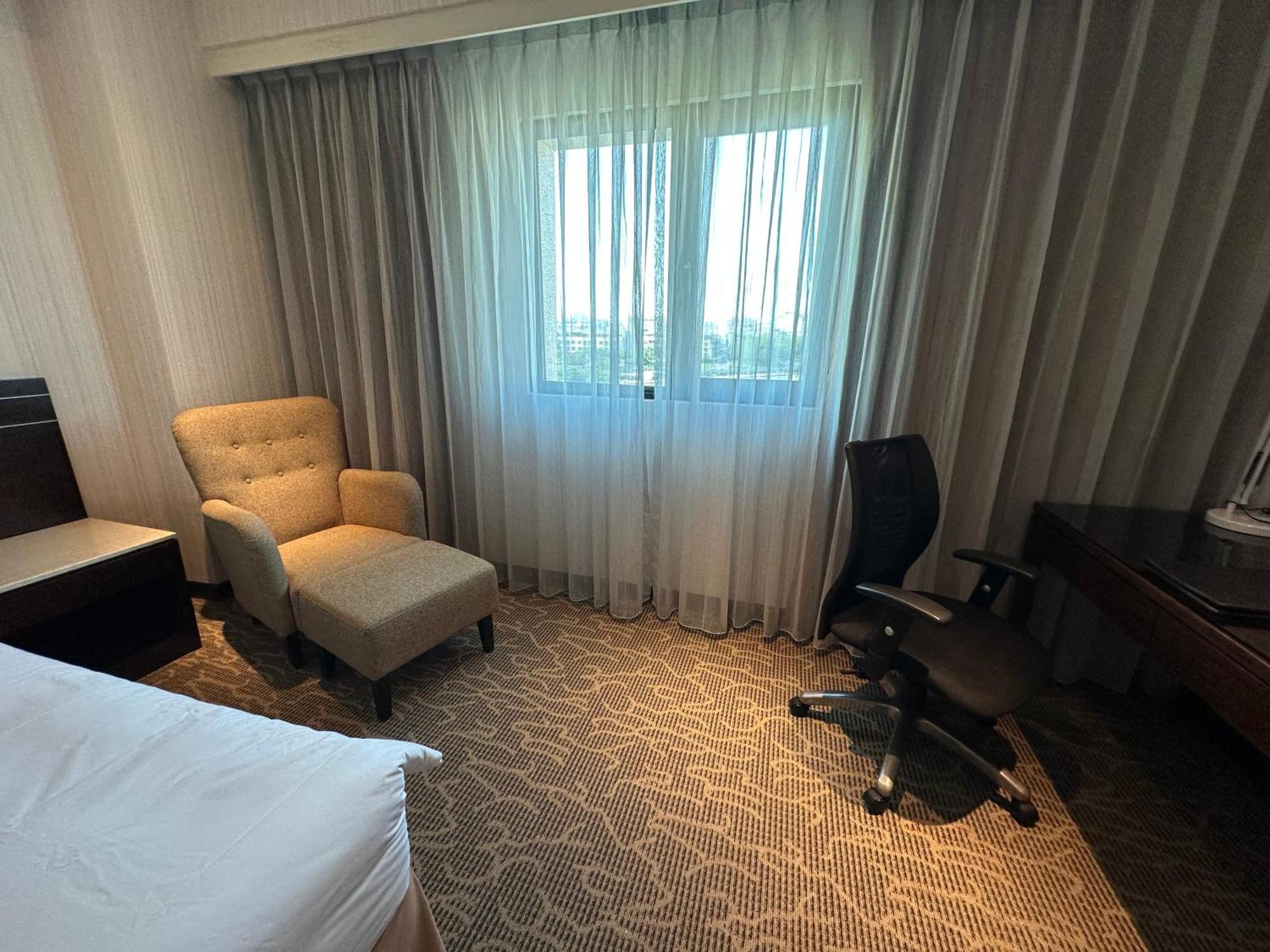 Young Soarlan Hotel - Đài Nam Ngoại thất bức ảnh